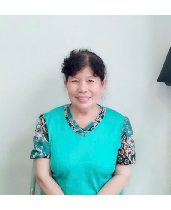 Cô Ngân quê Bến Tre 