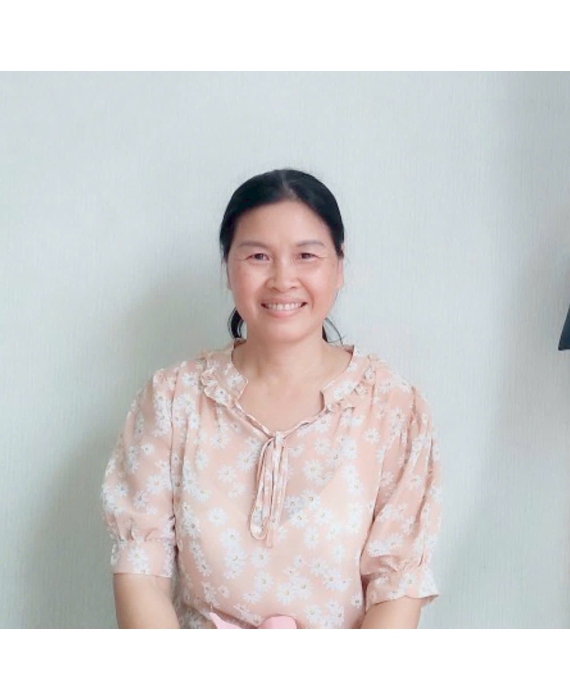 Cô Hằng  Bình Thuận