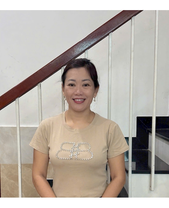 Chị Hằng quê gốc Huế