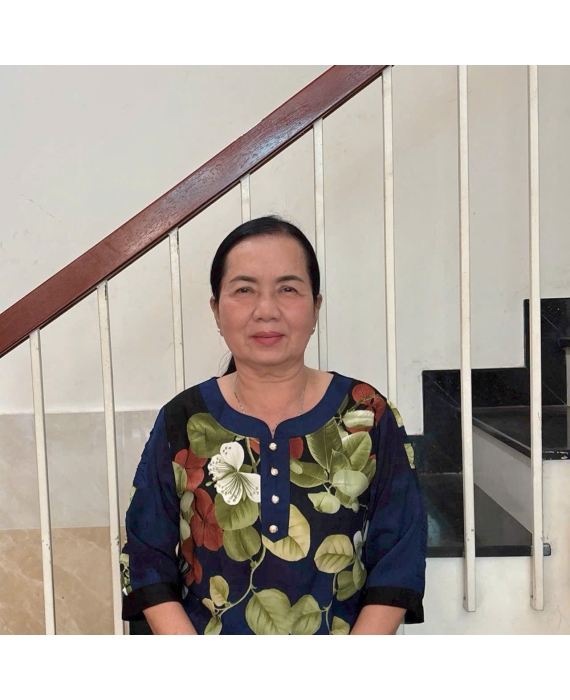 Cô Thanh quê Vĩnh Long